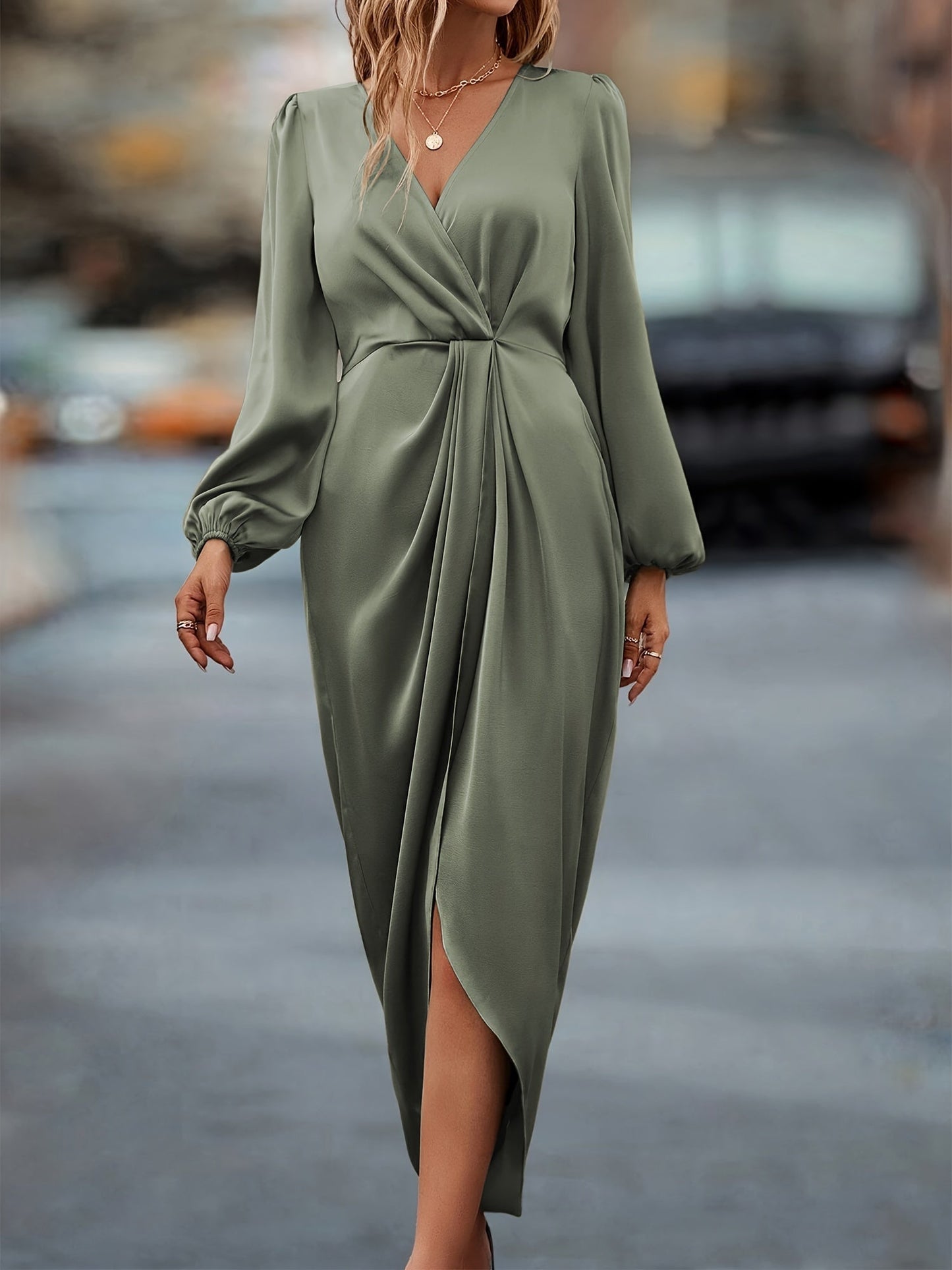Stilvolles Kleid mit geraffter Taille, Wickel-Design, Überlappungsausschnitt und langen Ärmeln für Damen | Ideal für den Sommer