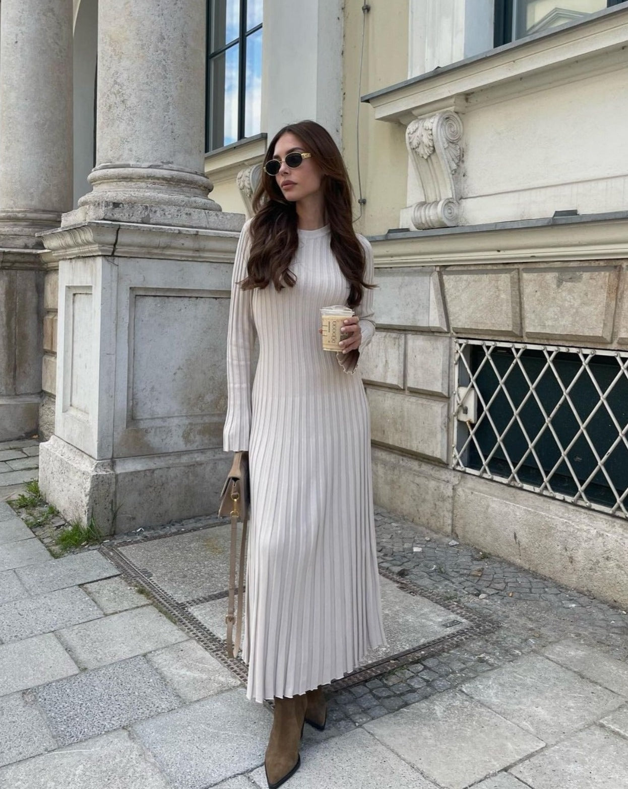 LORINE - Elegantes Strickkleid