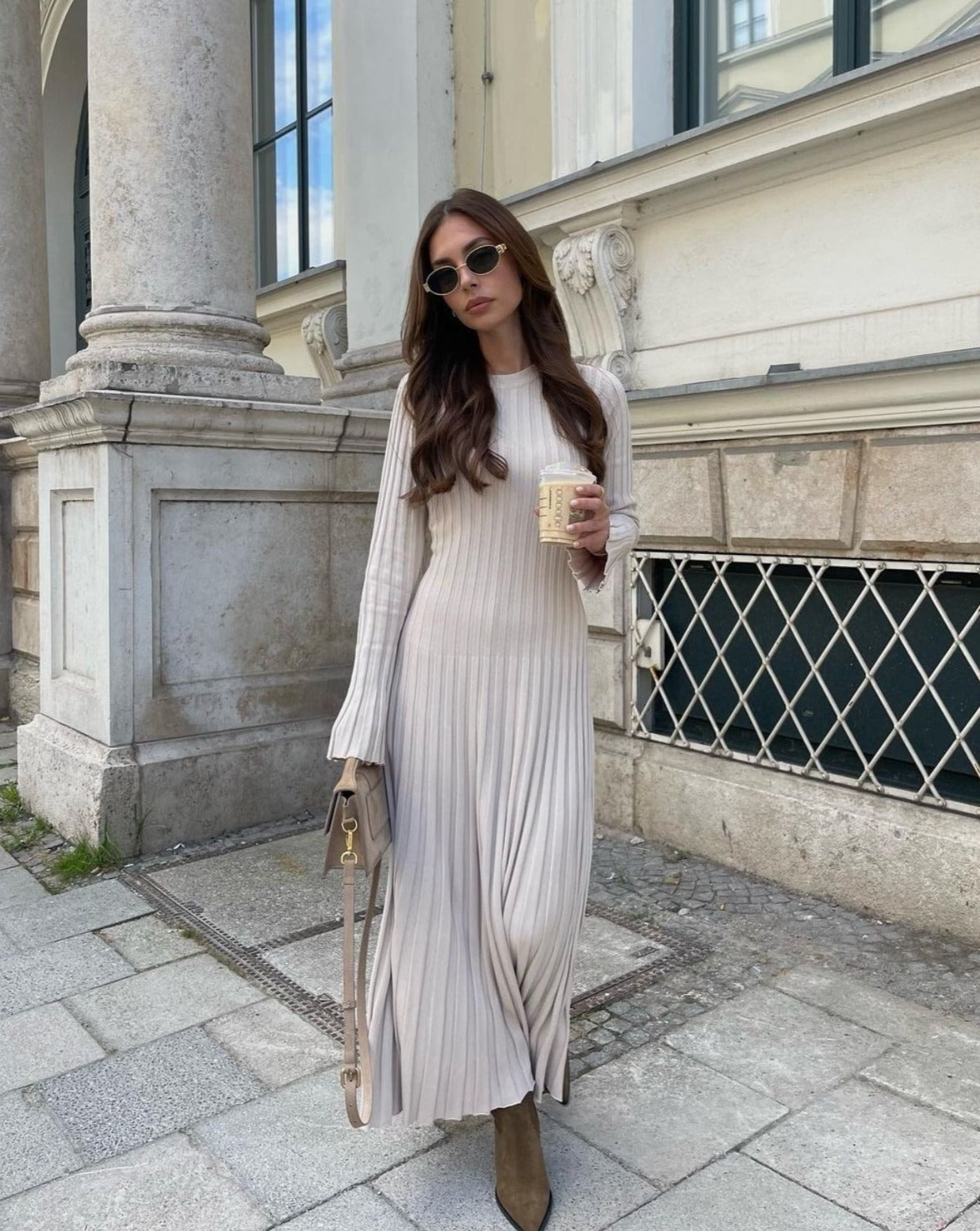 LORINE - Elegantes Strickkleid