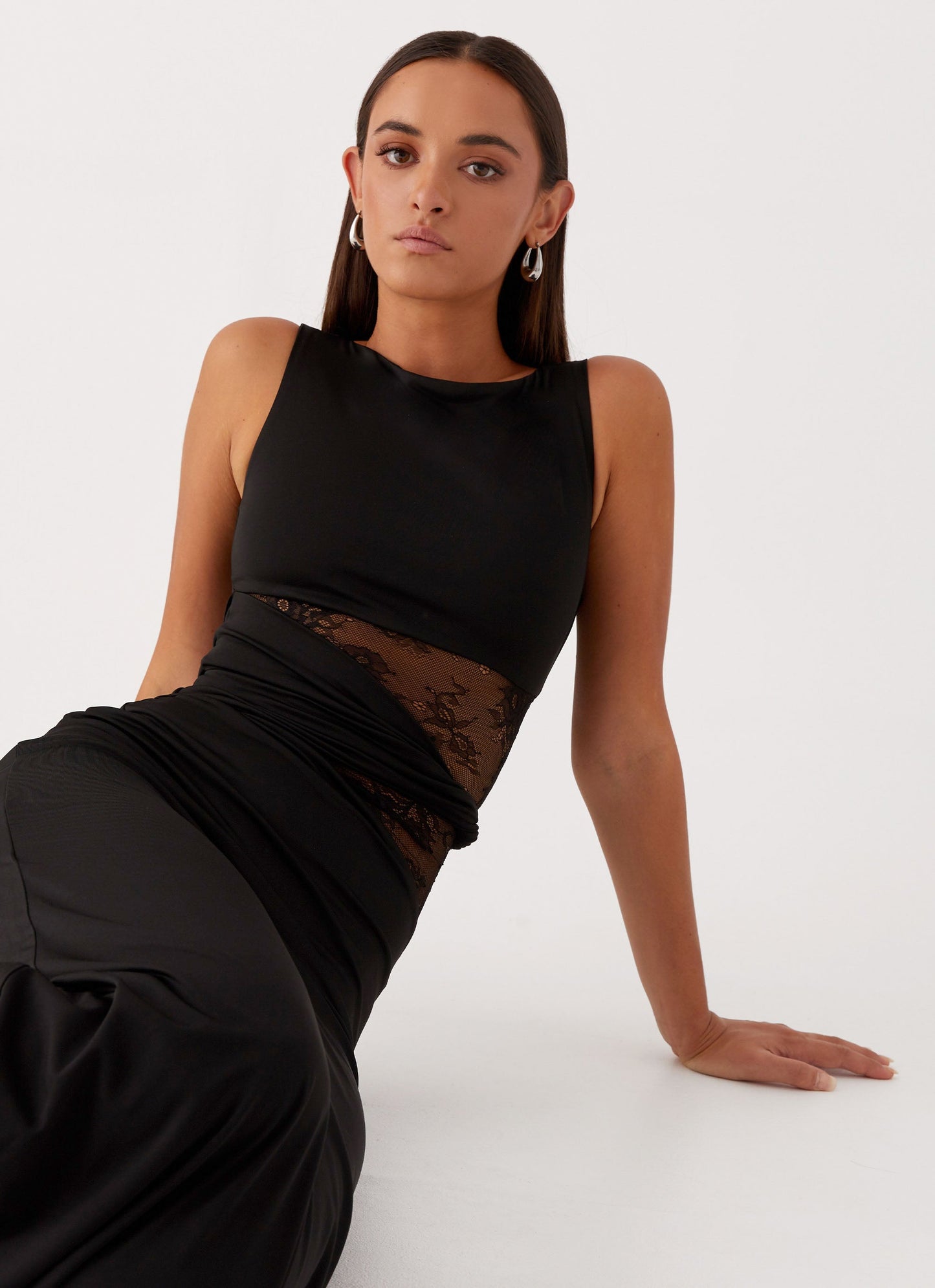 FINIA | Cut-Out Kleid