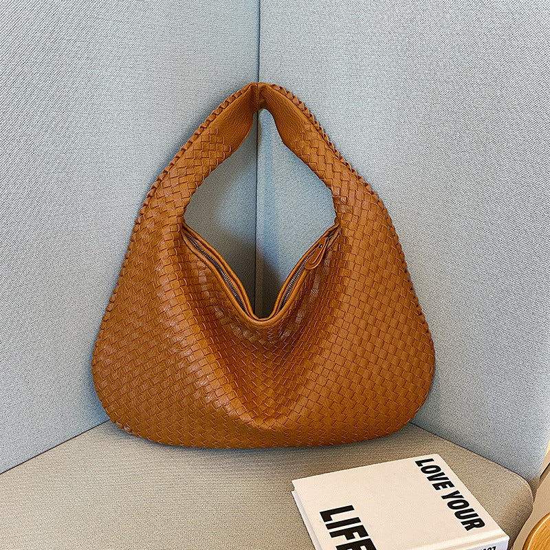 JADE - Luxuriöse geflochtene Handtasche