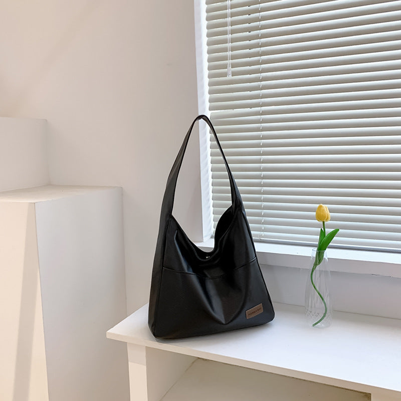 MINA – Elegante Schultertasche
