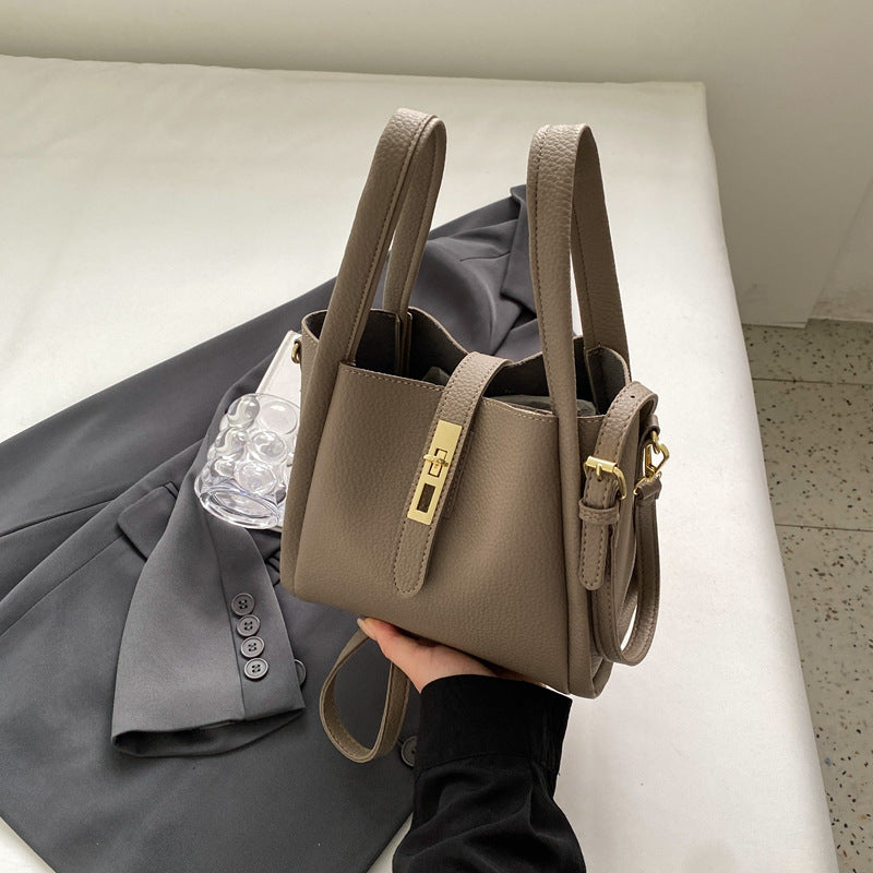VERONA - Lederhandtasche