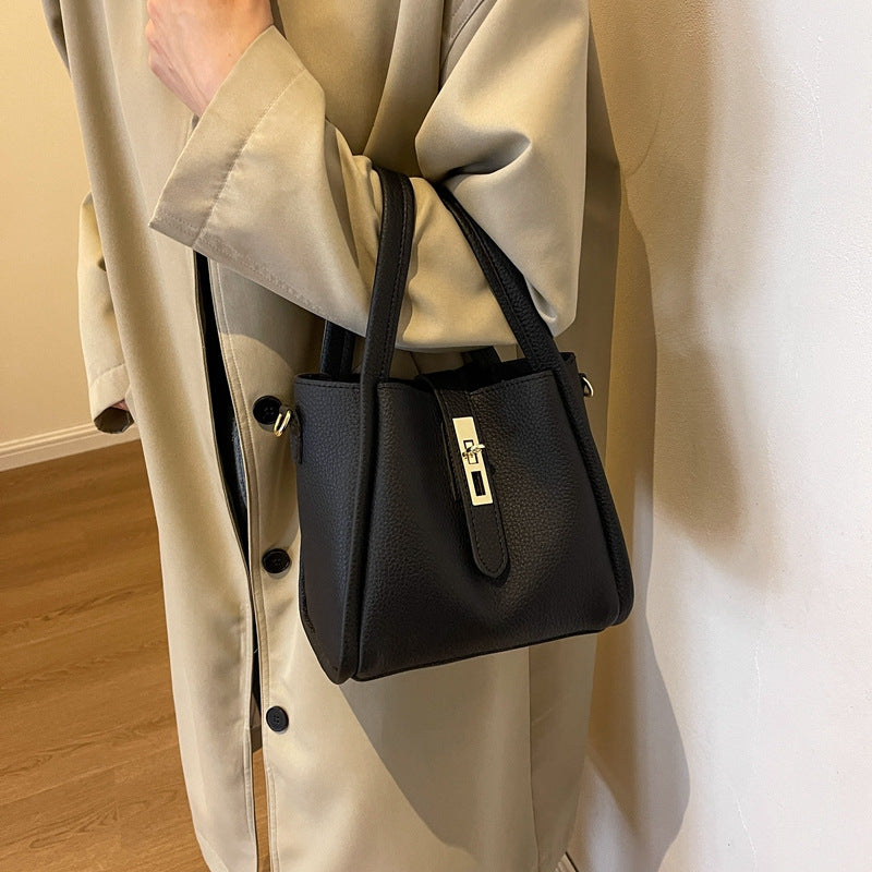 VERONA - Lederhandtasche