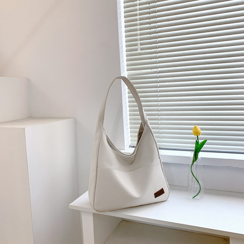 MINA – Elegante Schultertasche