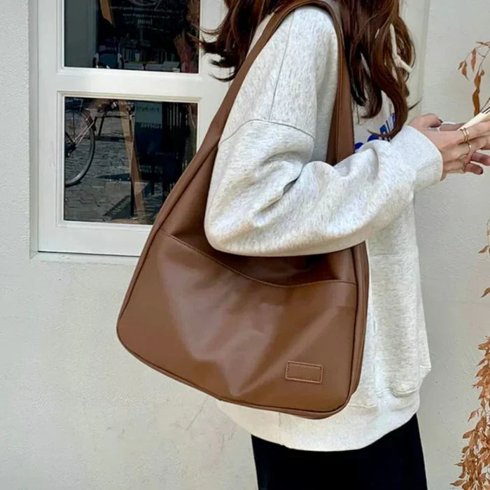 MINA – Elegante Schultertasche