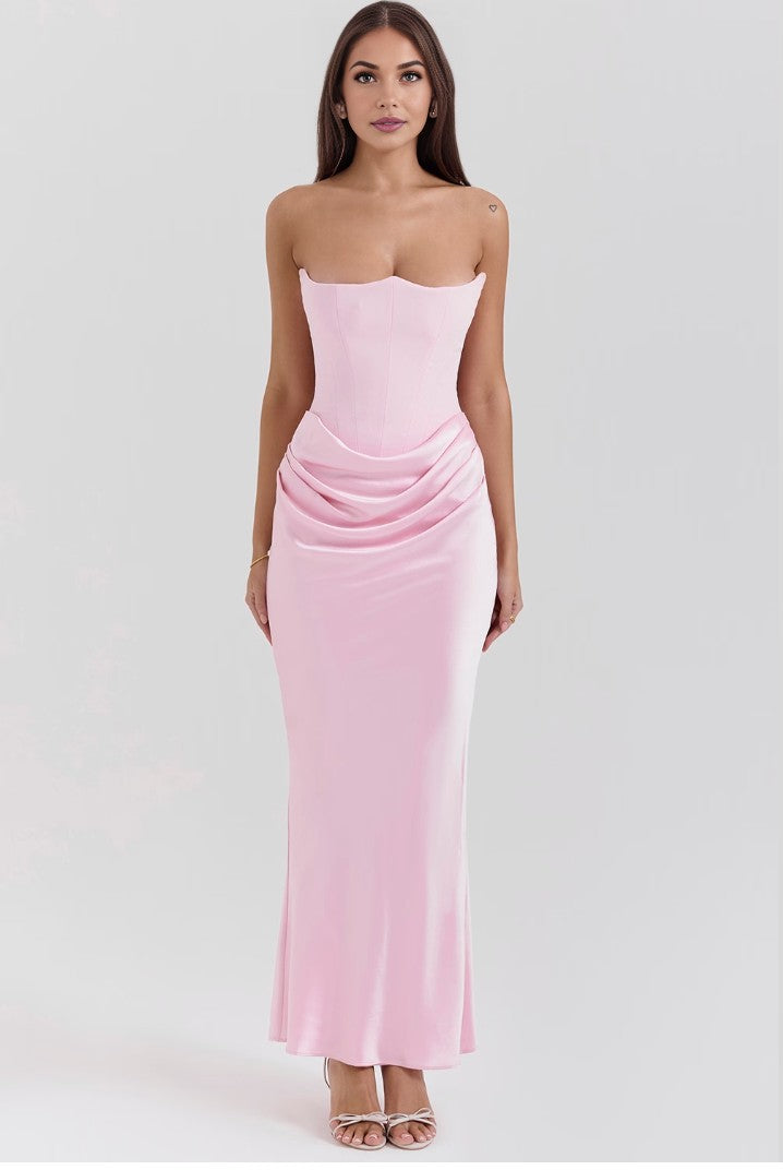 MILA | Kurven Kleid