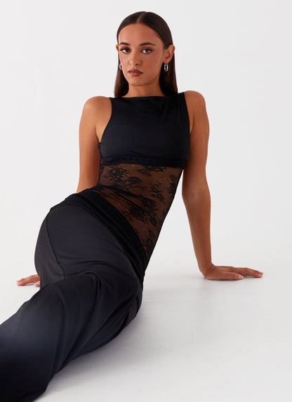 SELENA | Eleganter Cut-Out