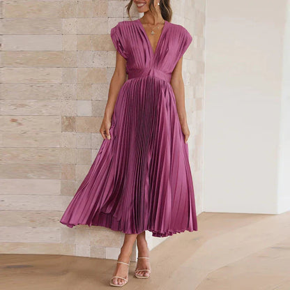 Hedwig - Neues Damenkleid mit Falten, Reißverschluss und ärmellosem Design